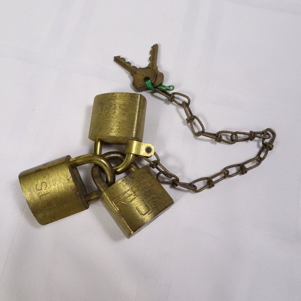 Vintage Old Reese U.S. Military Padlock Lock With Key. 3 Locks, 2 keys.